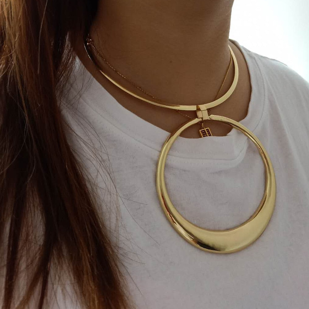 Gold Color Large Round Pendant Choker Necklace Womens Jewelry